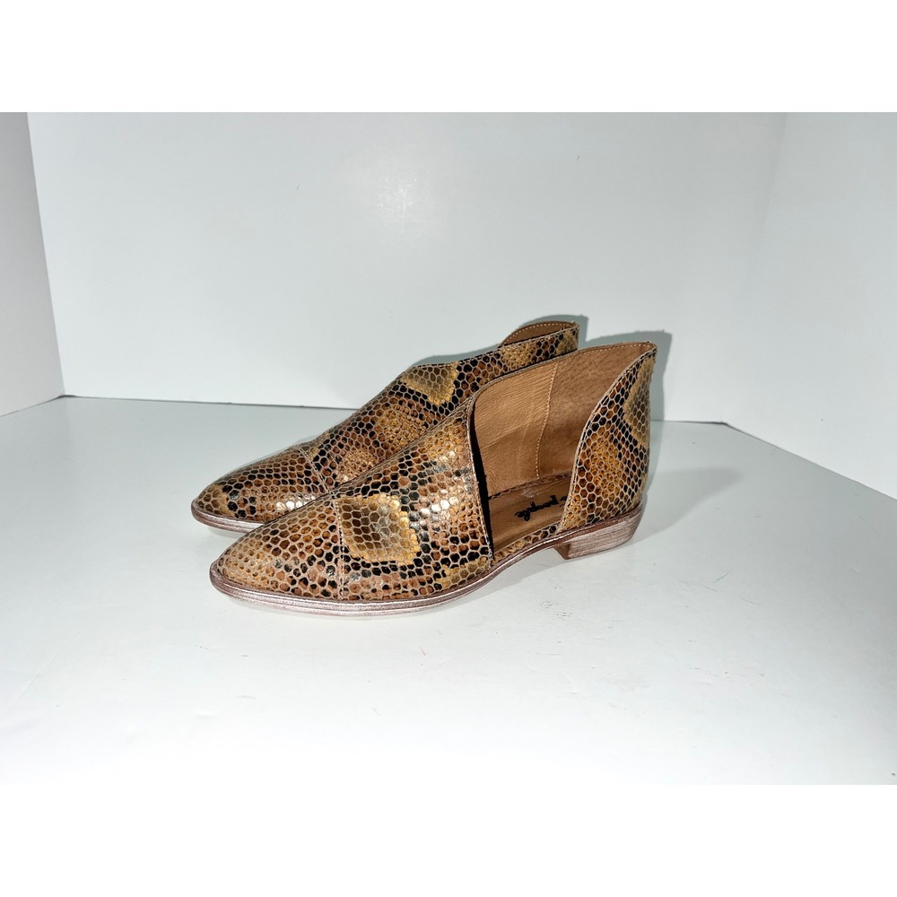 Free People Shoes Womens 37 Royale
D'Orsay Snake Embossed Leather Flats